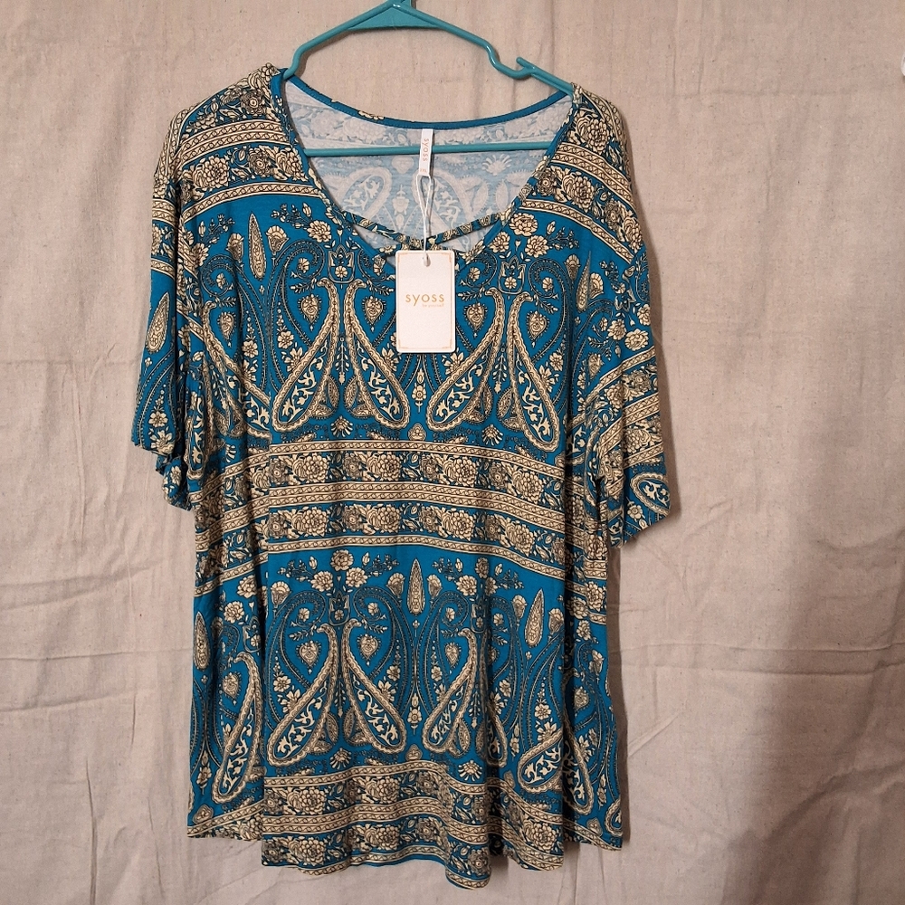 NWT SYOSS BE YOURSELF Blue and BEIGE  Paisley Women's Top